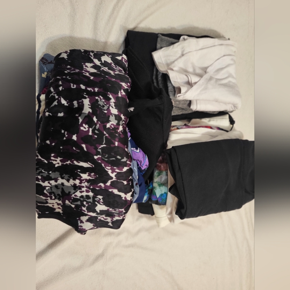 Size Medium Clothing Lot